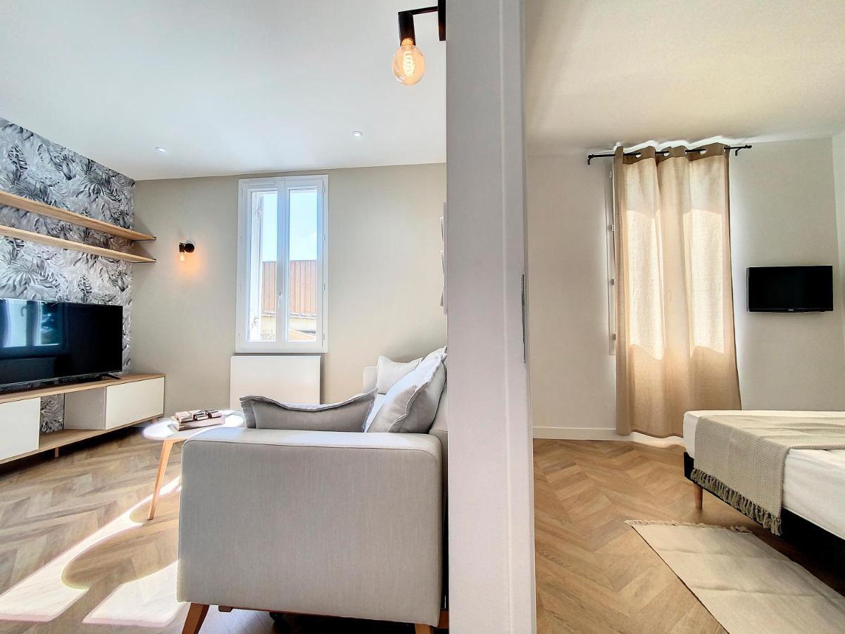 Créon Appartchic - Appartement Standing - Plein Centre & Parking Prive מראה חיצוני תמונה
